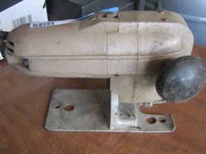 lot 184 image: JIG SAW