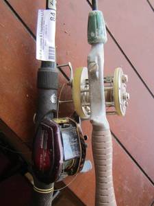 lot 84 image: qty 2 fishing poles