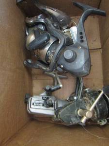 lot 87 image: fishing rod reels qty 4