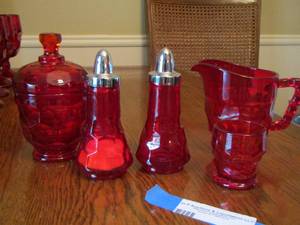 lot 14 image: RUBY RED SALT AND PEPPER SHAKER, SUGAR AND CREAMER DISH AND A TOOTHPIC HOLDER