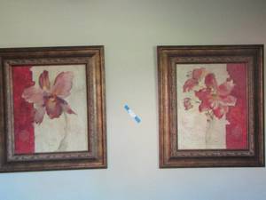 lot 25 image: Blum front wall art qty 2 3135