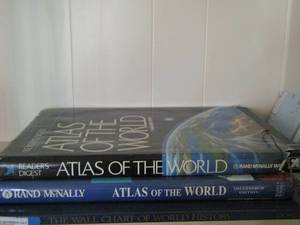 lot 70 image: Books- Atlas of the world- one by rand McNally and one by readers digest