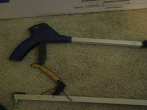 lot 77 image: Pitch it  IV pole for home use