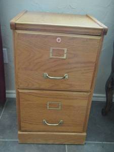 lot 95 image: 2 drawer wooden file cabinet in great condition