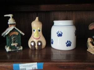 lot 116 image: soap holder, squash covered dish, paw print jar, eagle home dcor