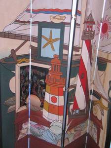 lot 152 image: WOODEN PAINTED ROOM DIVIDER 6FT X 16 IN PER PANEL QTY 4 PANELS