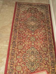 lot 178 image: SILK ROAD RUNNER  Hall runner 2ft 7ft 3
