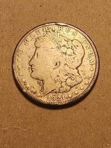 lot 2 image: 1921 Morgan Silver Dollar