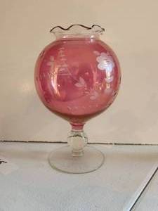 lot 38 image: Vintage cranberry depression goblet glass vase - etched flower design with clear base