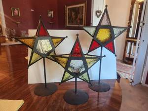 lot 54 image: Selection of 3 Moroccan style star lantern candle holders