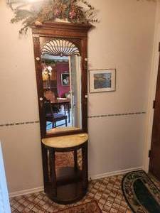 lot 5 image: Vintage Hall tree with mirror and marble shelf