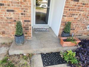lot 154 image: Selection of planters at front door