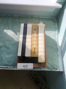 lot 418 image: Selection of vintage Dominos