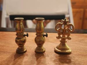 lot 138 image: Selection of 3 mini brass collectibles