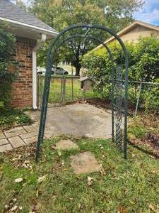 lot 193 image: Green metal archway