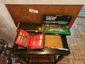 lot 230 image: Selection of tools