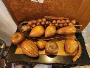 lot 229 image: Selection of wood fruit and a wood tray
