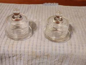 lot 255 image: Set of 2 clear glass petite butter bells