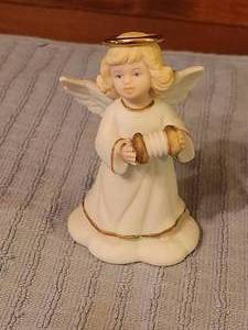 lot 260 image: 1996 Bronson collectible Rejoicing Rebecca figurine