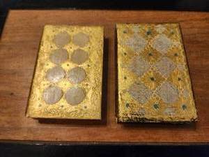 lot 290 image: Set of 2 vintage Italian wood books - A Simple Prayer