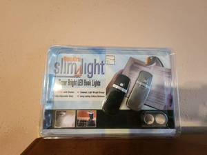 lot 409 image: Super bright led book lights