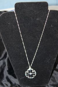 lot 23 image: Necklace with Pendant 26