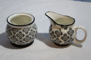 lot 28 image: Sugar and Creamer Set