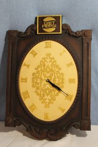 lot 60 image: Vintage Diet Pepsi Wall Clock