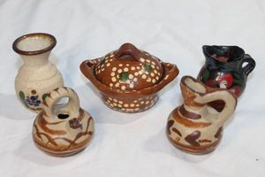 lot 77 image: Miniature Native American Pottery Items