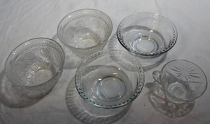 lot 125 image: Two (3) Pioneer Woman bowls and Two (2) Vintage Glass Bowls and 1 Cup