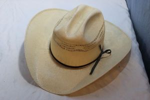 lot 149 image: R Resistor Cowboy Hat Size 7.5