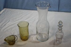 lot 157 image: Carafe and Amber Juice Glass, Amber Syrup Dish and Oil Cruet