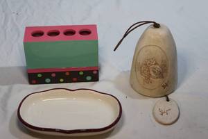 lot 207 image: Home Dcor Cracker Barrel Tray, Toothbrush Holder and Owl Bell Signed