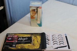lot 293 image: Magic Eyeliner, and Eyelash Kit and Blemish Clear Acne Skin Treatment, Both Unused