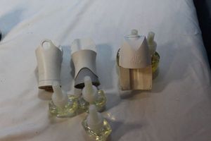lot 299 image: Plug ins with Refills