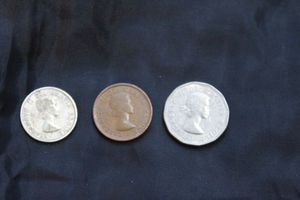 lot 73 image: Forgein Currency See Photos