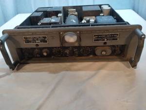 lot 17 image: Hoffman Radio Corp   CV-89AURA-8A Vintage Navy Frequency Shift Converter