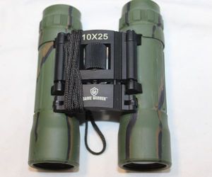 lot 329 image: Game Winner Binoculars and Case