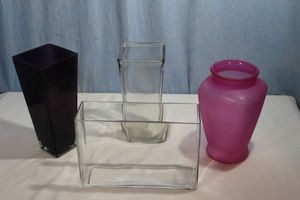 lot 368 image: Assortment of Vases, Purple, Pink and Clear Glass