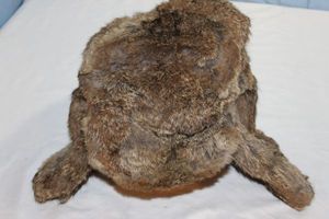 lot 381 image: Warm Fur Russian Style Hat, See Photos