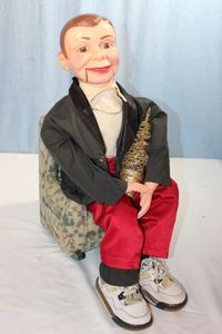 lot 356 image: Doll Chair and Christmas TreeCHARLIE NOT INCLUCED