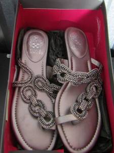 lot 54 image: Vince Camuto womens sandals size 9 good condition