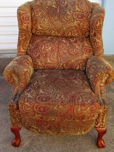 lot 4 image: Queen Ann style Recliner with front claw on ball feet, very comfy