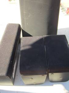 lot 84 image: RCA rear  front speakers , rca center speaker qty 4 total