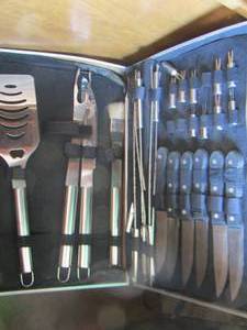 lot 122 image: kitchen cooking utensils -