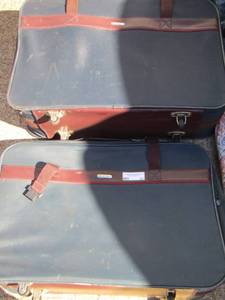 lot 33 image: Navy blue Samsonite suitcases qty 2