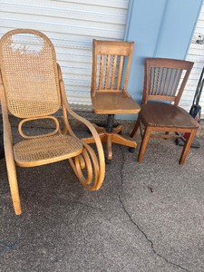lot 132 image: Wicker back rolling chair- kitchen chair- WOOD Rolling office chair