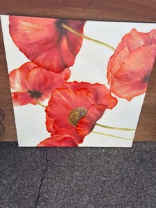 lot 128 image: Pink Poppies canvas art 3136