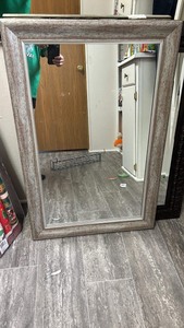 lot 141 image: BEAUTIFUL WALL MIRROR