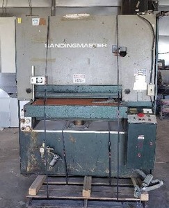 lot 45 image: SandingMaster CSB-900 Horizontal Feed Motorized Bed Sander w 36 Bed & 24 HP Motor WOW